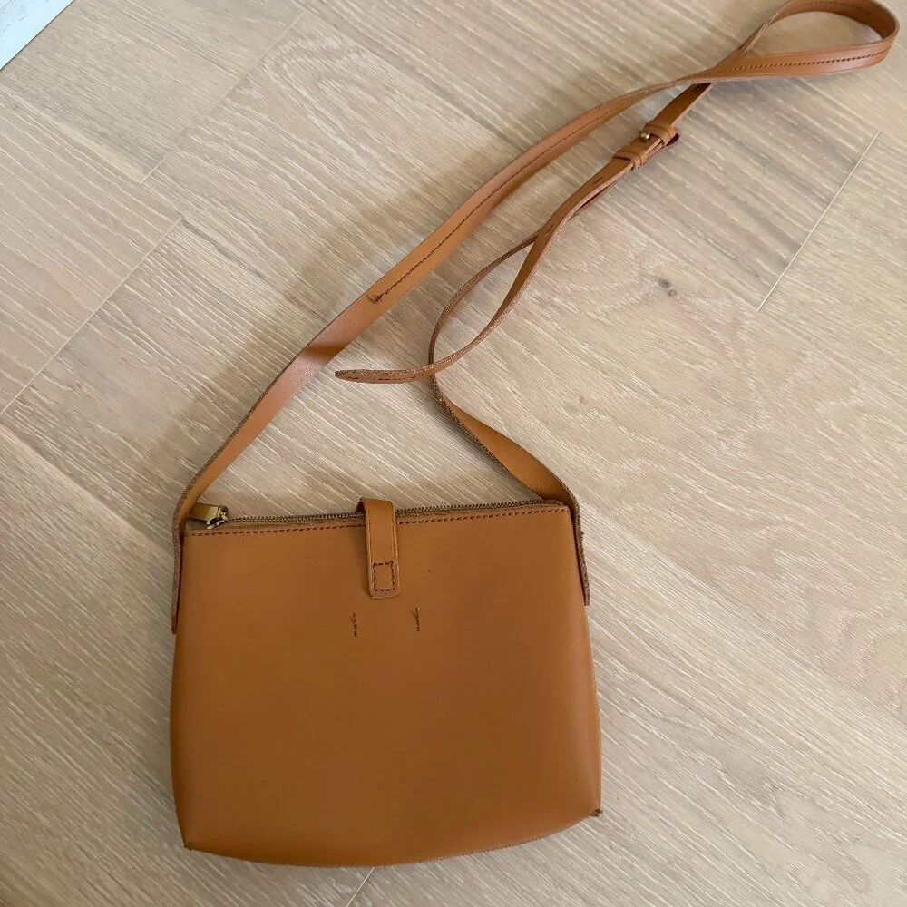 J. Crew Ryann Smooth Leather Crossbody Bag Purse Minimalist Tan Camel